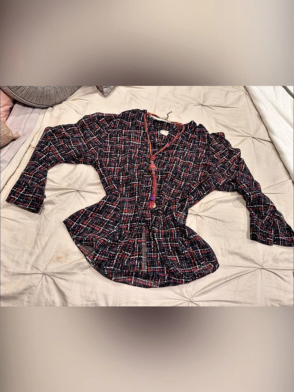 Chicos Abstract Print Blouse in Black & Pink Size 1 Like New
